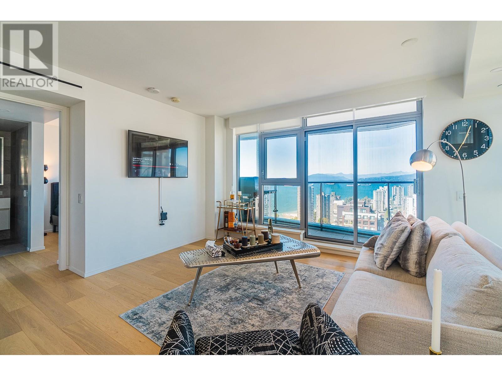 Listing Picture 11 of 38 : 2605 889 PACIFIC STREET, Vancouver / 溫哥華 - 魯藝地產 Yvonne Lu Group - MLS Medallion Club Member