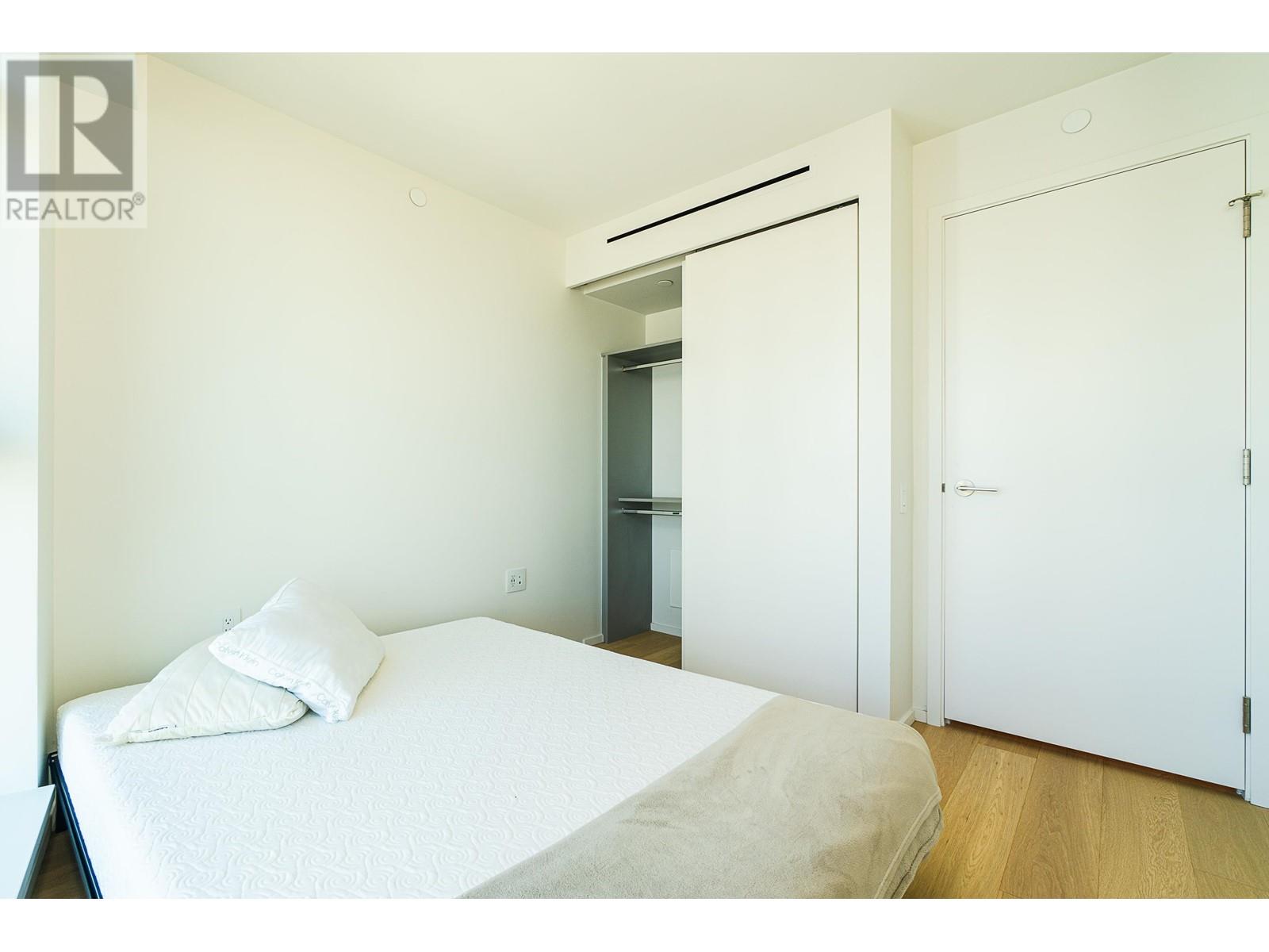 Listing Picture 30 of 38 : 2605 889 PACIFIC STREET, Vancouver / 溫哥華 - 魯藝地產 Yvonne Lu Group - MLS Medallion Club Member