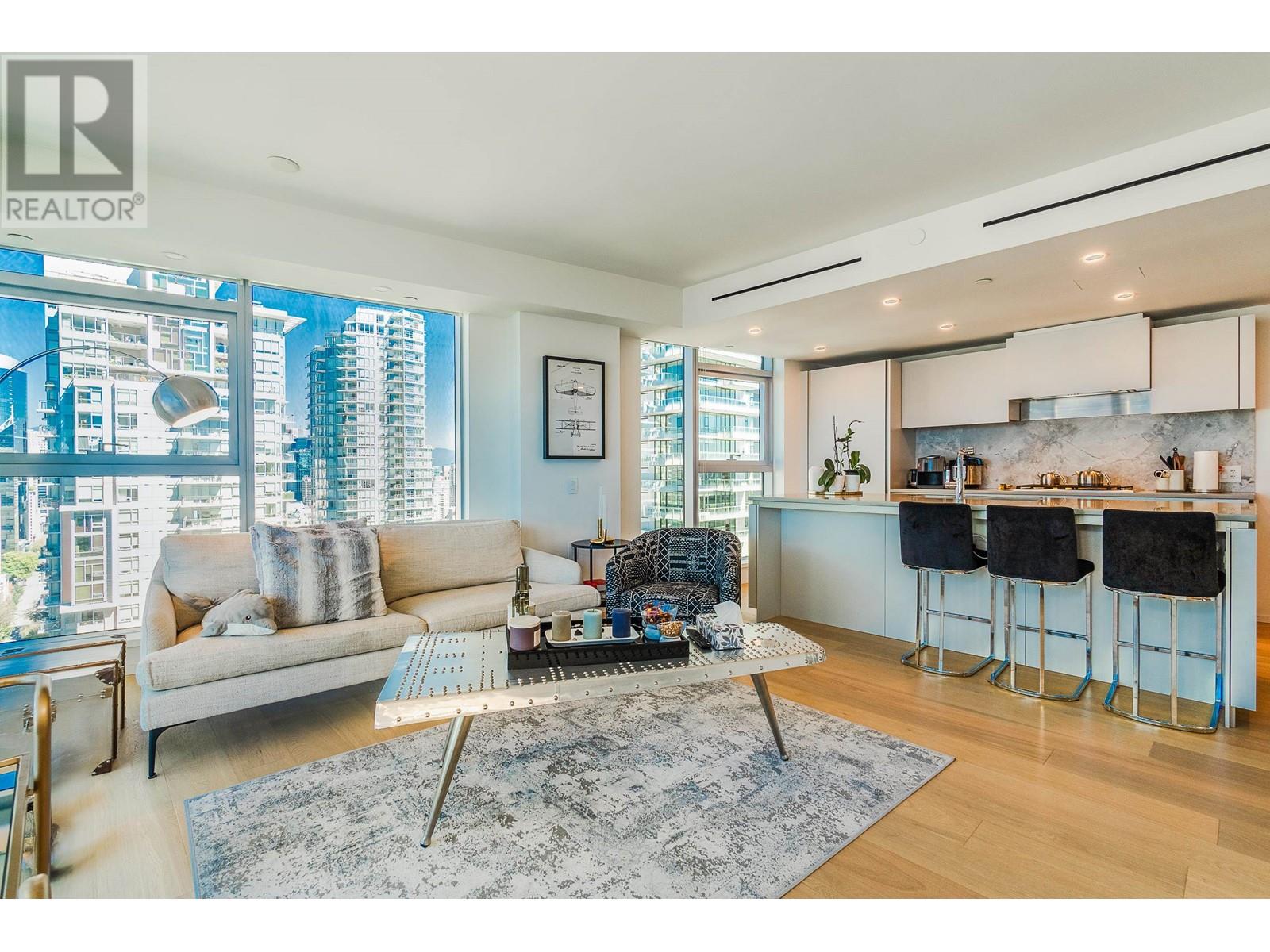 Listing Picture 14 of 38 : 2605 889 PACIFIC STREET, Vancouver / 溫哥華 - 魯藝地產 Yvonne Lu Group - MLS Medallion Club Member