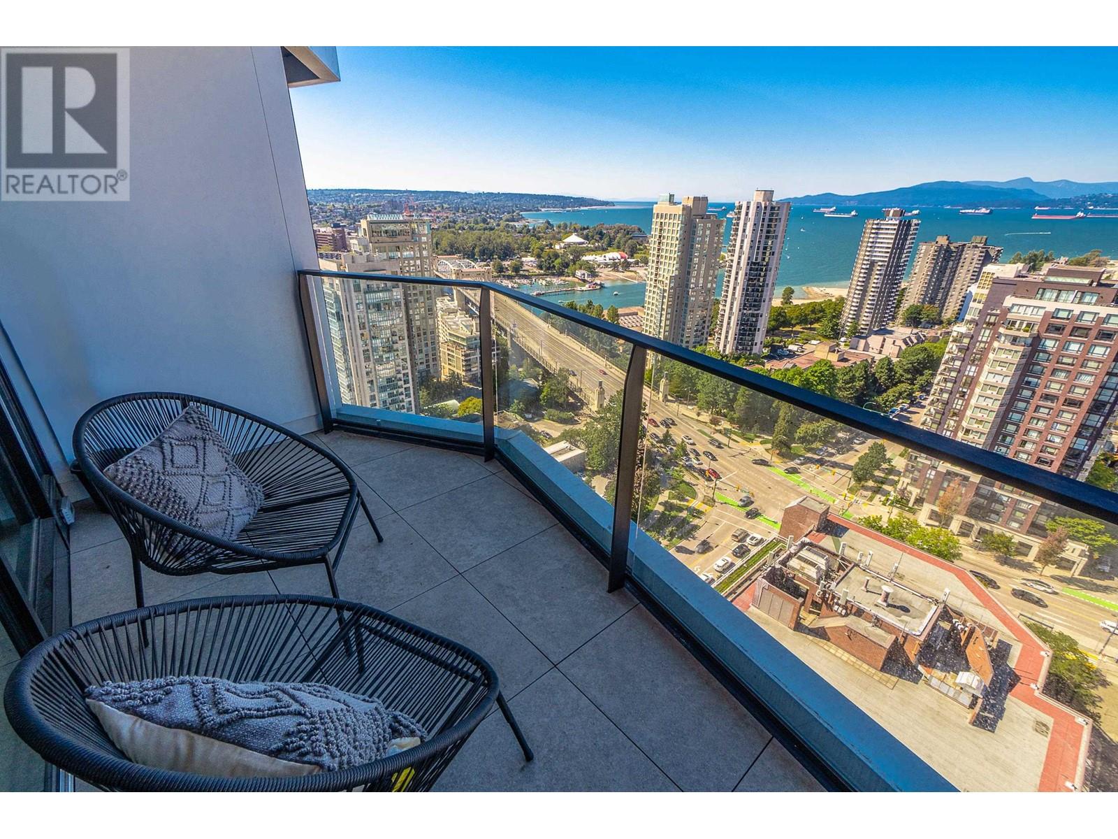 Listing Picture 25 of 38 : 2605 889 PACIFIC STREET, Vancouver / 溫哥華 - 魯藝地產 Yvonne Lu Group - MLS Medallion Club Member