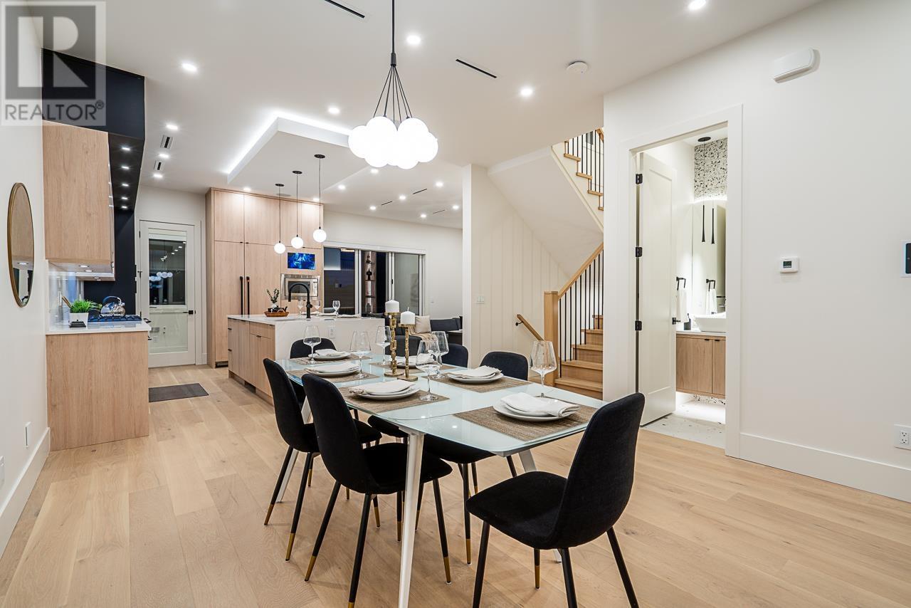 Listing Picture 6 of 40 : 8388 14TH AVENUE, Burnaby / 本拿比 - 魯藝地產 Yvonne Lu Group - MLS Medallion Club Member