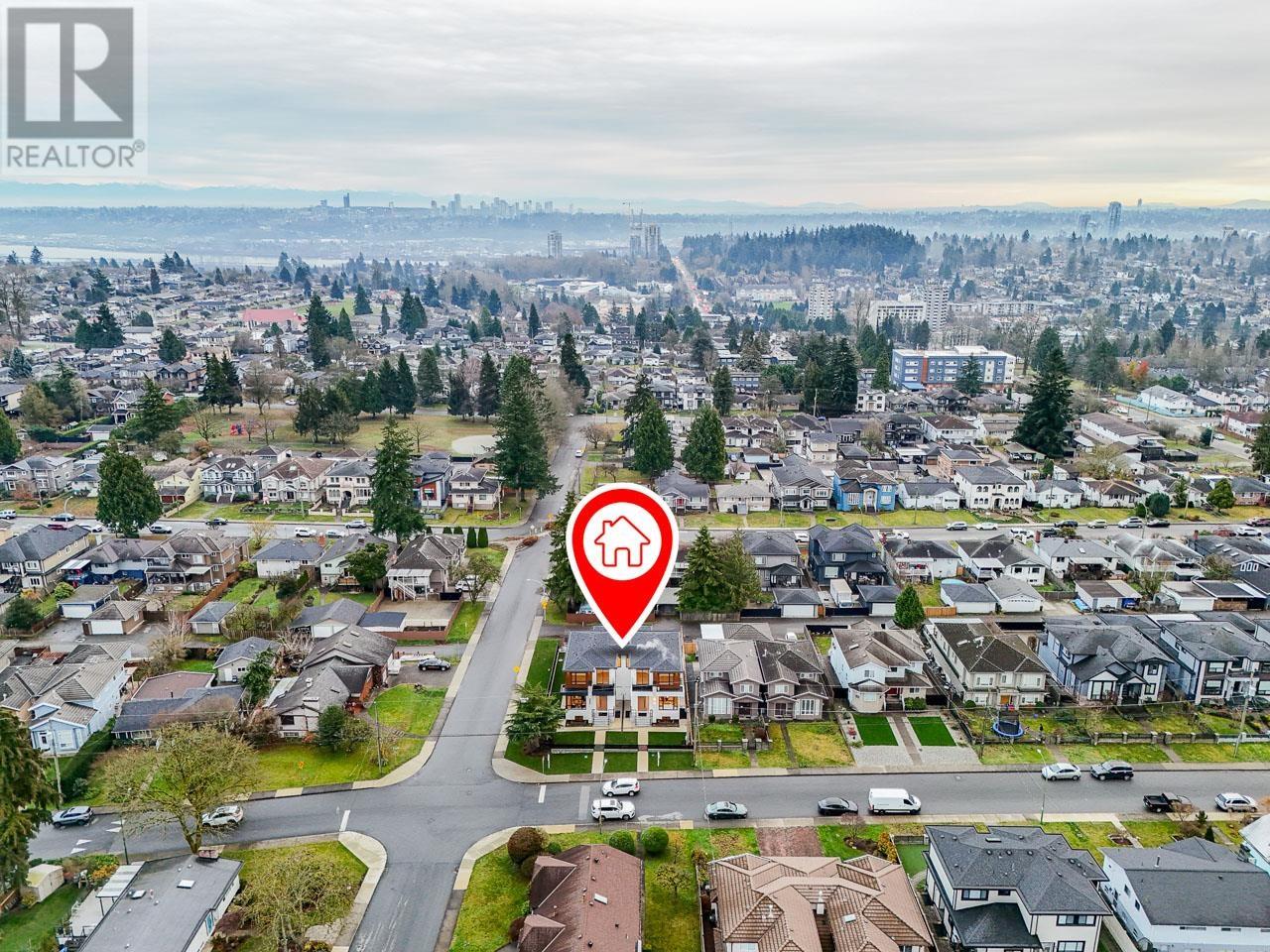 Listing Picture 39 of 40 : 8388 14TH AVENUE, Burnaby / 本拿比 - 魯藝地產 Yvonne Lu Group - MLS Medallion Club Member