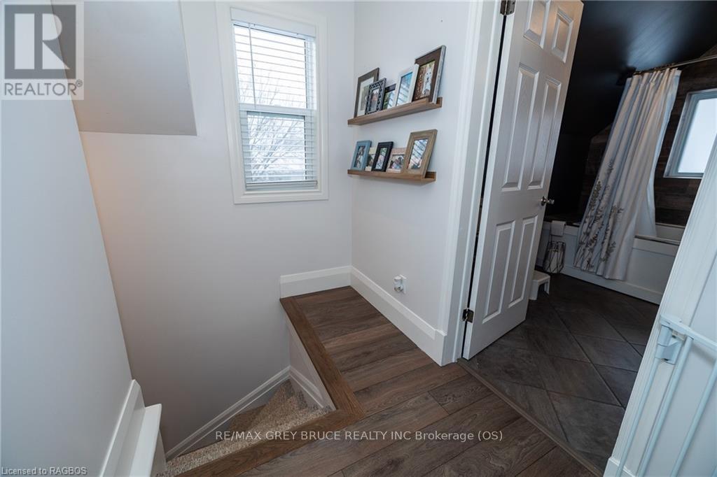 385 Princess Street, Georgian Bluffs, Ontario  N0H 2K0 - Photo 23 - X11823152