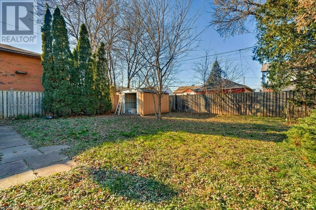 453 Paling AvenueHamilton, Ontario  L8H 5K3 - Photo 23 - 40685063