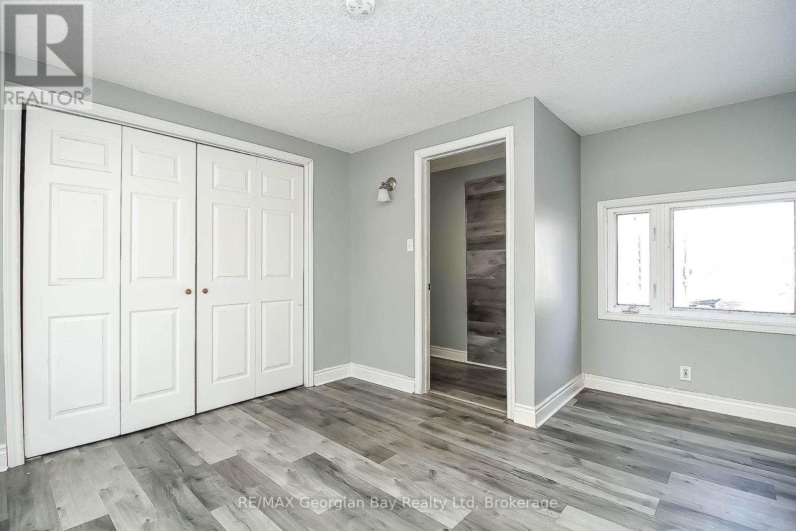405 Bay Street, Midland, Ontario  L4R 1K7 - Photo 11 - S11892281