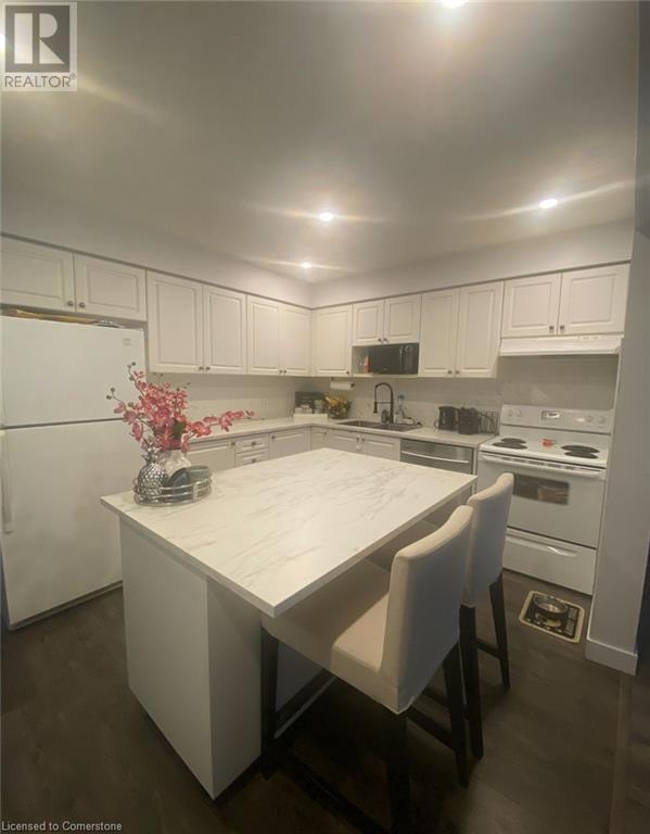 10 Brookfield Crescent, Kitchener, Ontario  N2E 0A7 - Photo 5 - 40685038