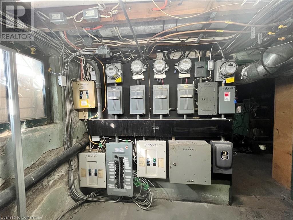 744-746 Queen Street S, Kitchener, Ontario  N2M 1A4 - Photo 27 - 40655187