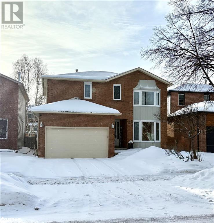 9 CUTHBERT Street, Barrie, Ontario