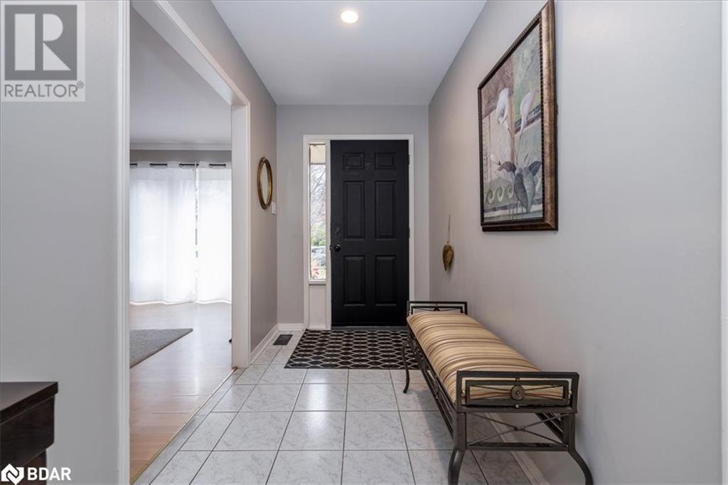 9 Cuthbert Street, Barrie, Ontario  L4N 6X7 - Photo 2 - 40678207