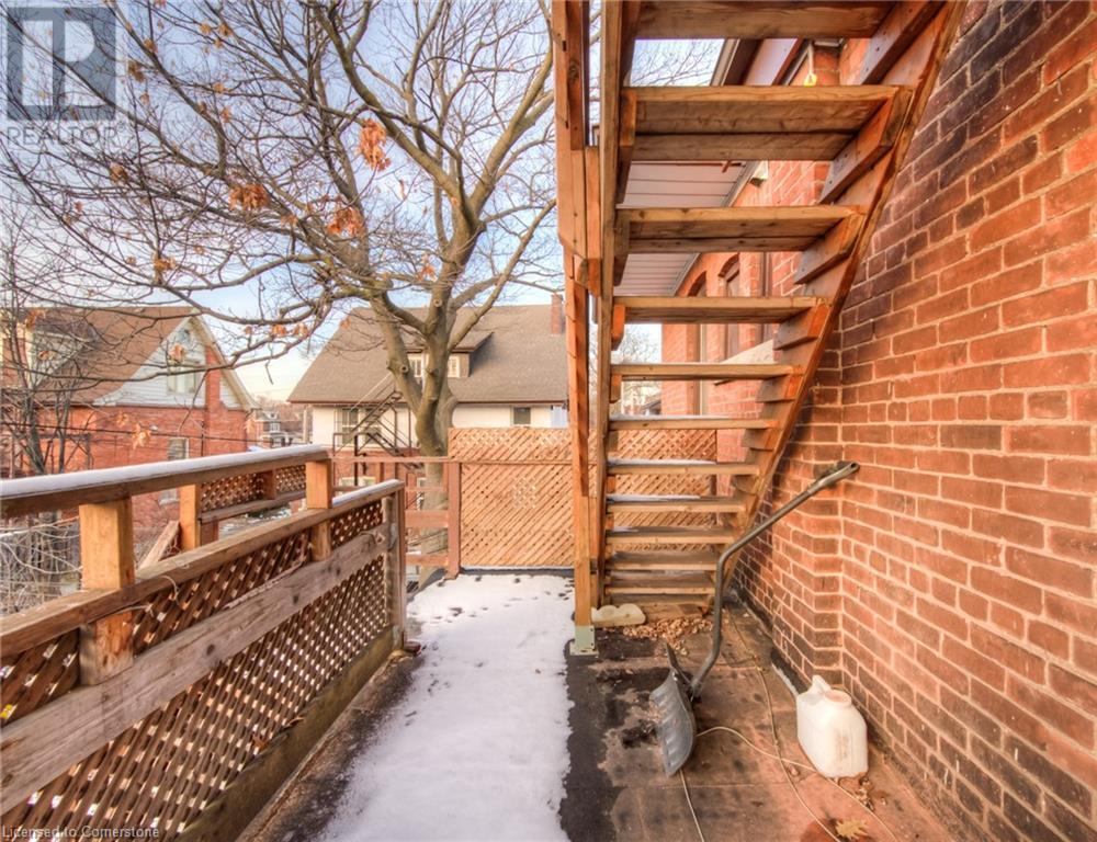 12 Eastbourne Avenue Unit# 2, Hamilton, Ontario  L8M 2M7 - Photo 23 - 40685200