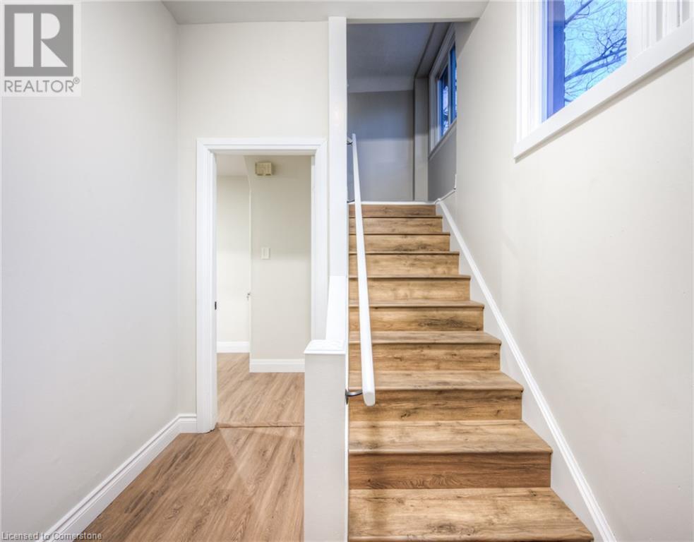 12 Eastbourne Avenue Unit# 2, Hamilton, Ontario  L8M 2M7 - Photo 6 - 40685200