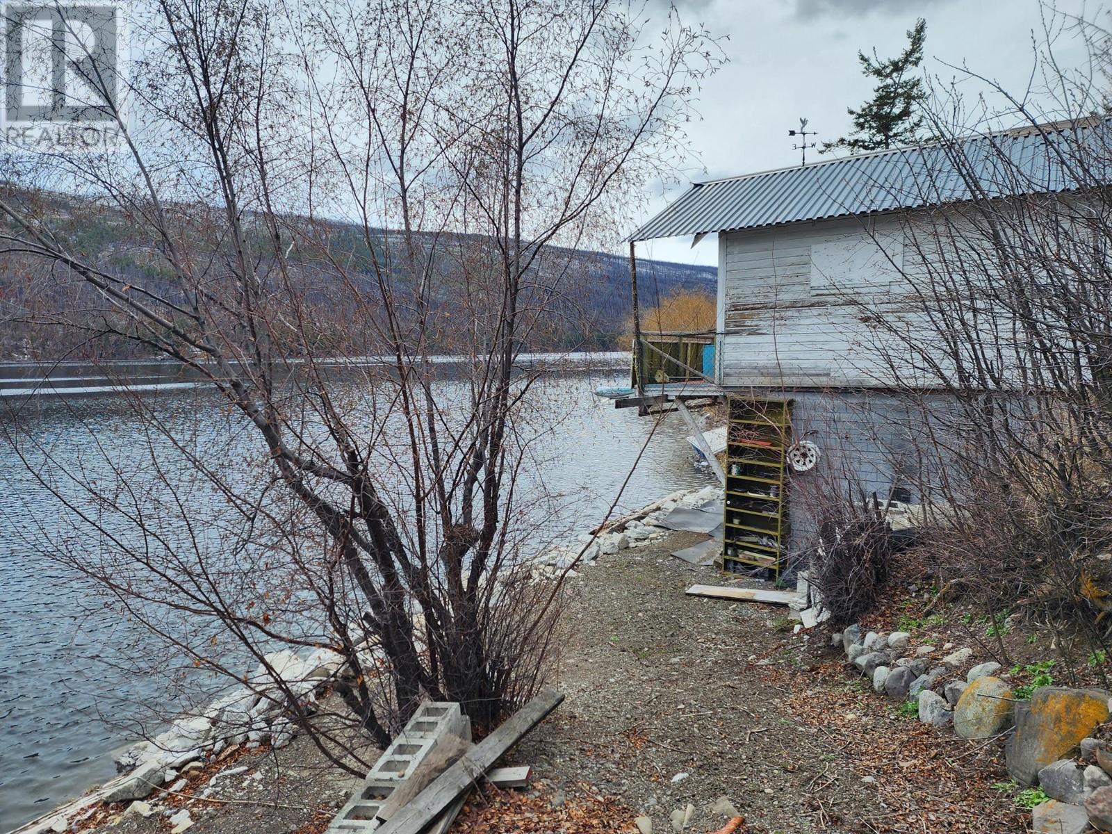 2424 Loon Lake Road, Loon Lake, British Columbia  V0K 1H1 - Photo 26 - 10330314