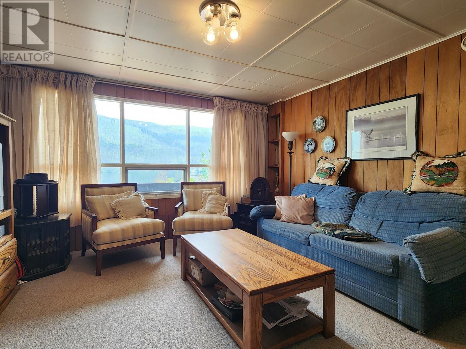 2424 Loon Lake Road, Loon Lake, British Columbia  V0K 1H1 - Photo 3 - 10330314