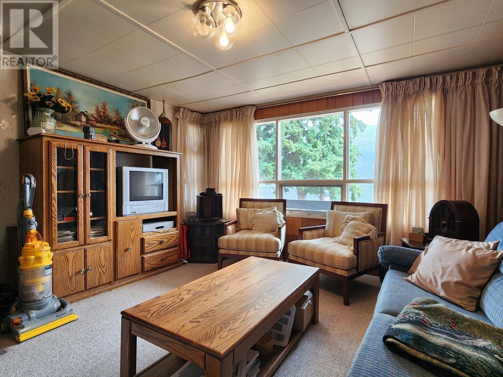 2424 Loon Lake Road, Loon Lake, British Columbia  V0K 1H1 - Photo 5 - 10330314