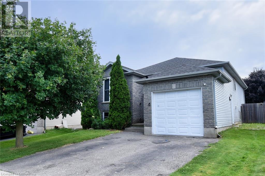 43 BREWSTER Way, brantford, Ontario