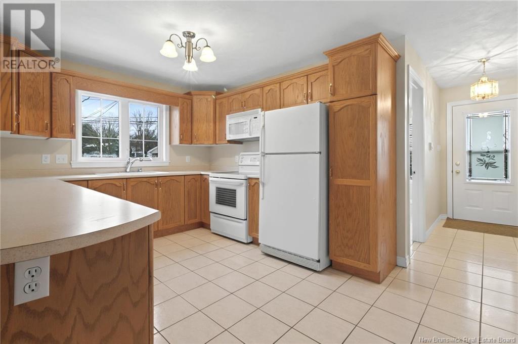 133 Shediac Road, Moncton, New Brunswick  E1A 2R8 - Photo 9 - NB110277