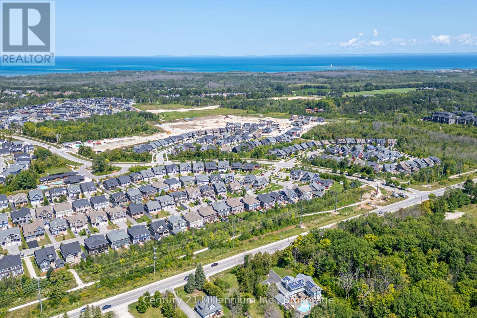 133 Yellow Birch Crescent, Blue Mountains, Ontario  L9T 0L5 - Photo 2 - X11892397