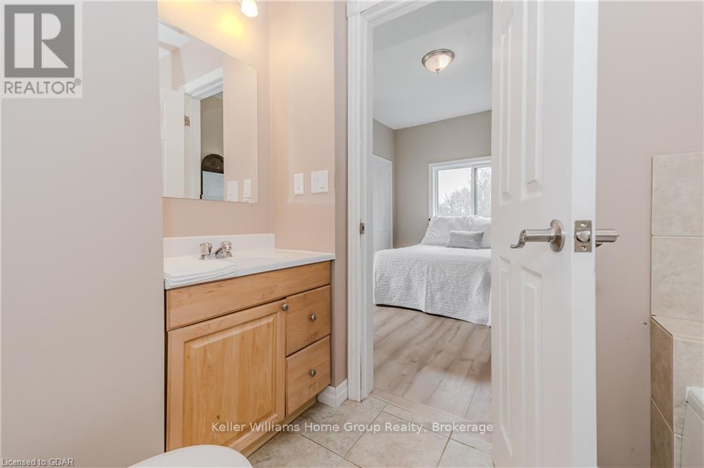 196 Eastern Avenue, Halton Hills, Ontario  L7J 2E7 - Photo 21 - W10876975