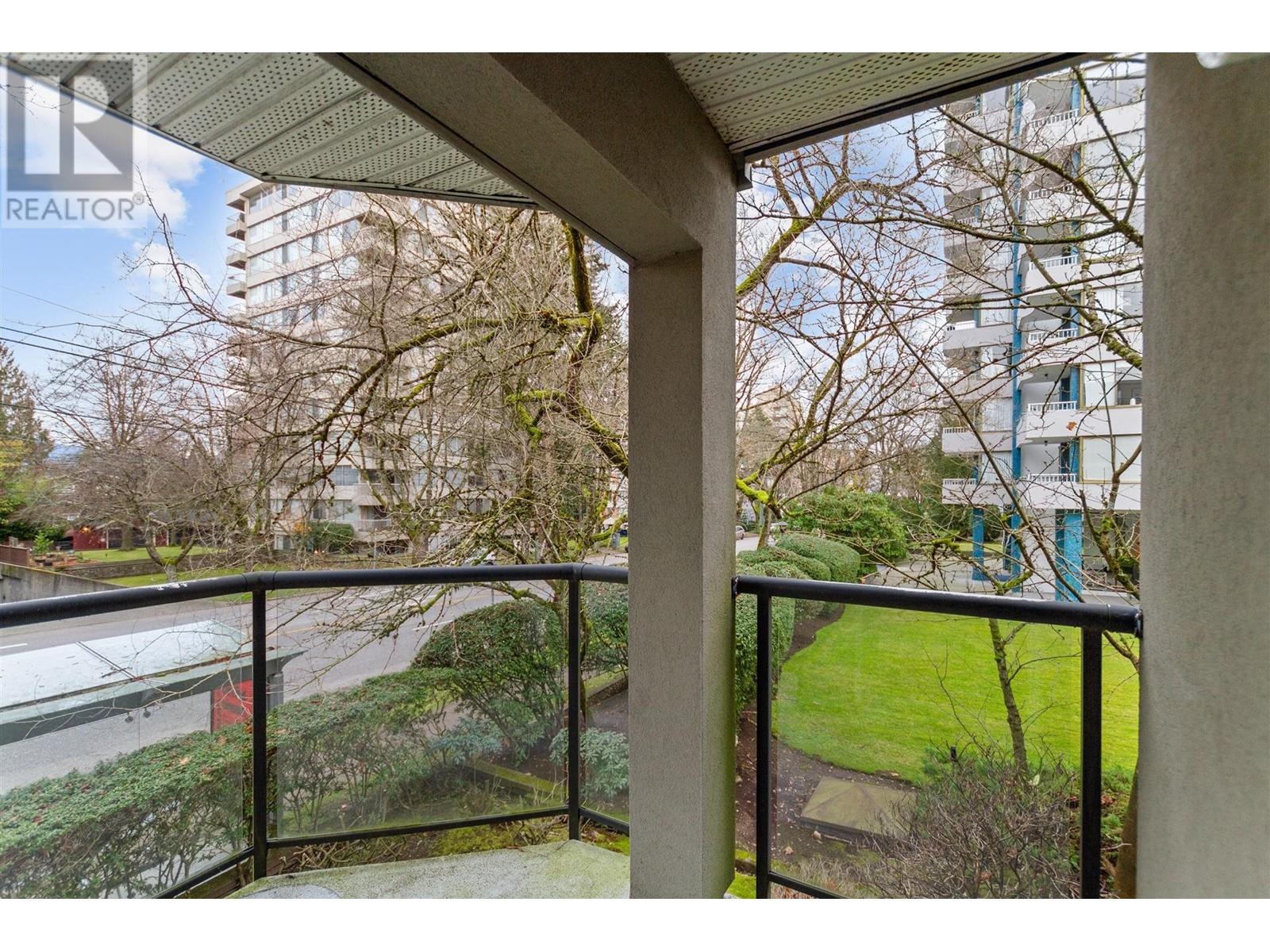 201 4688 W 10th Avenue, Vancouver, British Columbia  V6R 2J5 - Photo 7 - R2950049