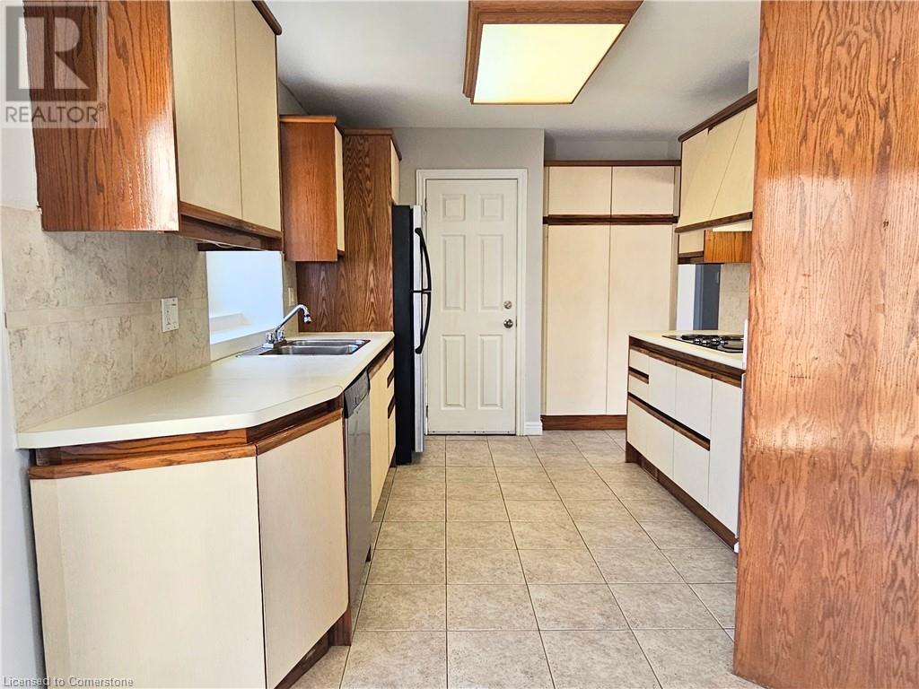 115 Chesley Street, Hamilton, Ontario  L9C 3V9 - Photo 9 - 40685104