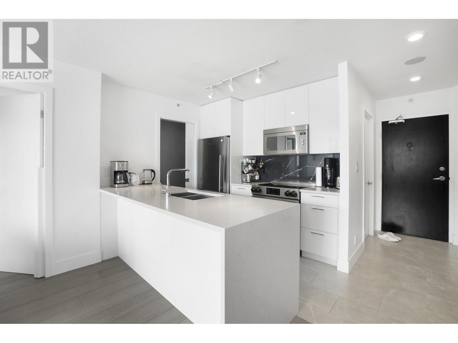 Listing Picture 11 of 38 : 1305 938 SMITHE STREET, Vancouver / 溫哥華 - 魯藝地產 Yvonne Lu Group - MLS Medallion Club Member