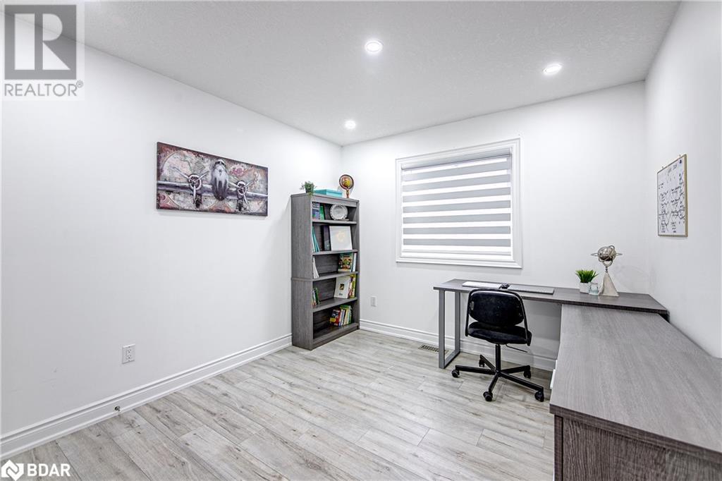 13 Auburn Court, Barrie, Ontario  L4N 6G9 - Photo 27 - 40685249