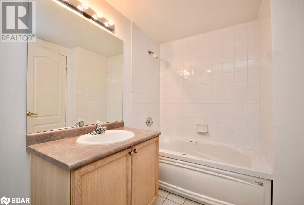 16 Raglan Street Unit# 304, Collingwood, Ontario  L9Y 4Y2 - Photo 19 - 40685245