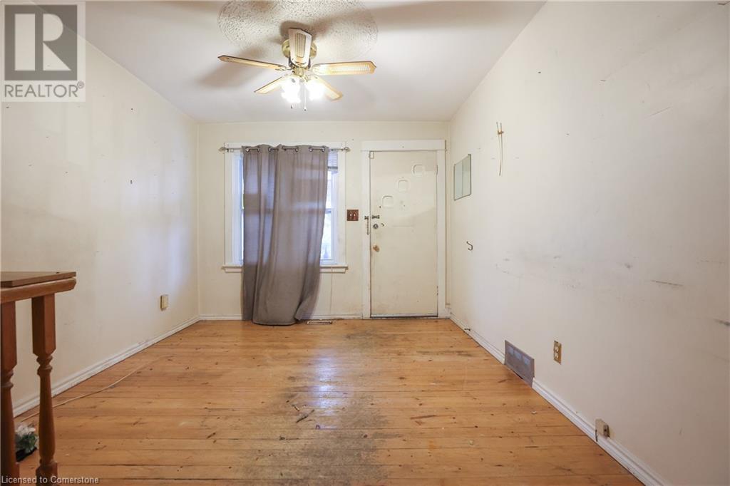 1256 Cannon Street E, Hamilton, Ontario  L8H 1V3 - Photo 3 - 40685139