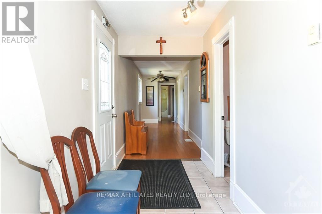Property at 1860 GREYS CREEK ROAD image 5