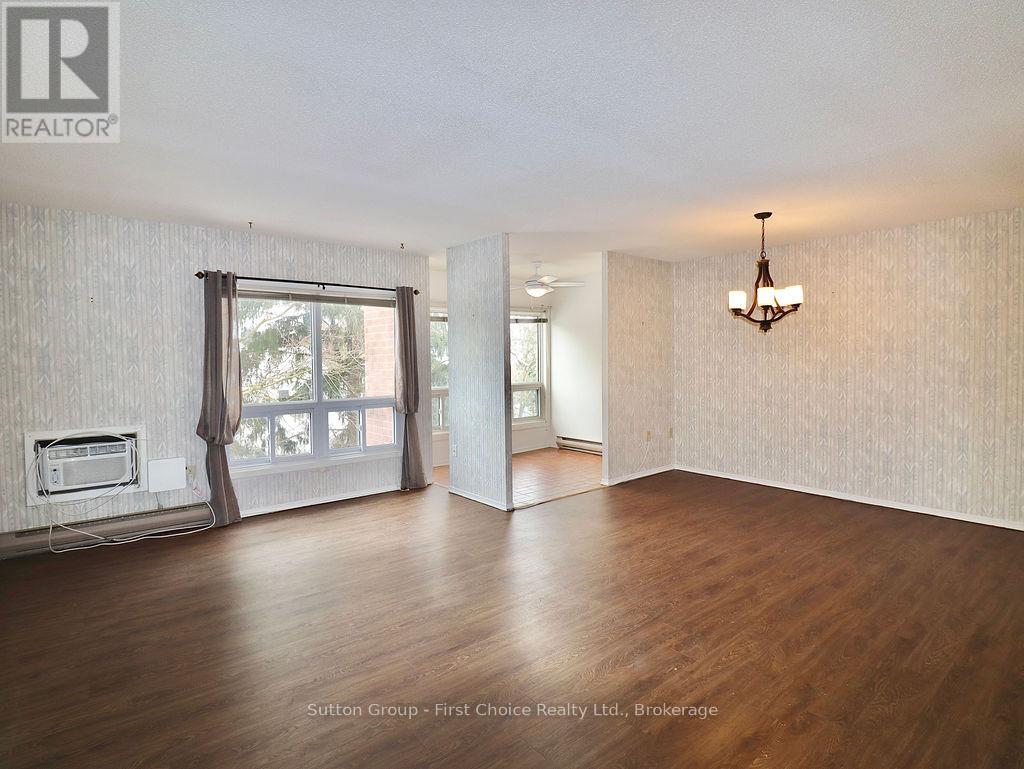 206 - 97 Huron Street, Stratford, Ontario  N5A 5S7 - Photo 2 - X11890496