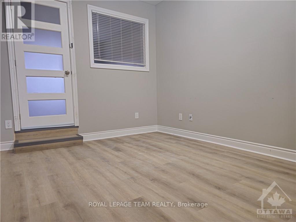 3 - 1439 Woodroffe Avenue, Ottawa, Ontario  K2G 1W1 - Photo 4 - X10423022