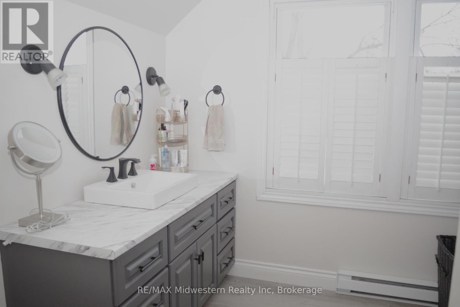 575 Barber Avenue N, North Perth, Ontario  N4W 1S4 - Photo 19 - X11892590