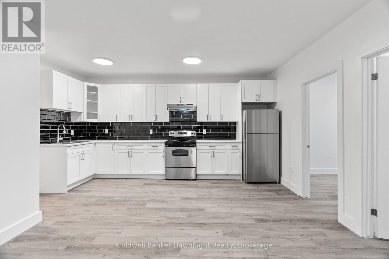 302 - 441 Main Street, South Huron, Ontario  N0M 1S2 - Photo 5 - X11883027