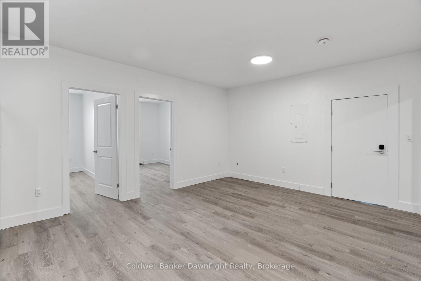 302 - 441 Main Street, South Huron, Ontario  N0M 1S2 - Photo 9 - X11883027