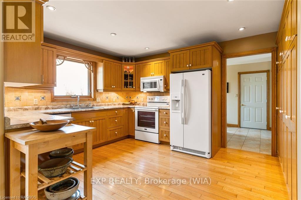 501413 Grey Road 1, Georgian Bluffs, Ontario  N0H 2T0 - Photo 10 - X10848674