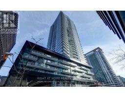 1207 - 30 ROEHAMPTON AVENUE, Toronto, Ontario