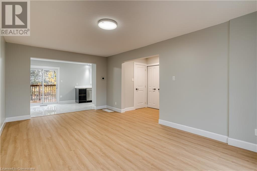 49 Cedarwoods Crescent Unit# 27Kitchener, Ontario  N2C 2L1 - Photo 4 - 40685140