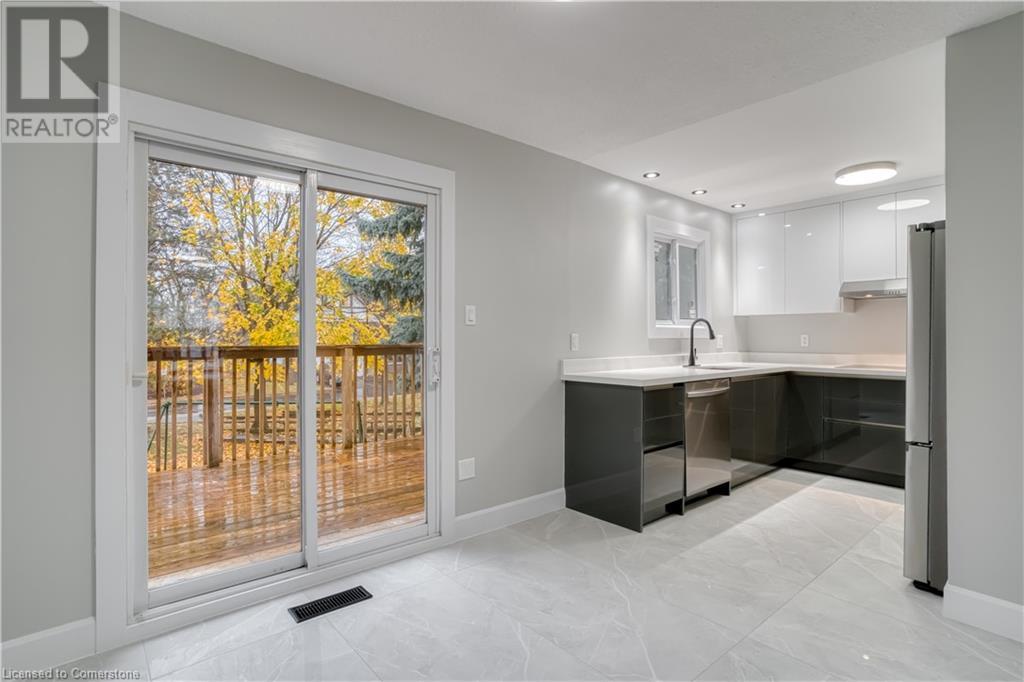 49 Cedarwoods Crescent Unit# 27Kitchener, Ontario  N2C 2L1 - Photo 8 - 40685140