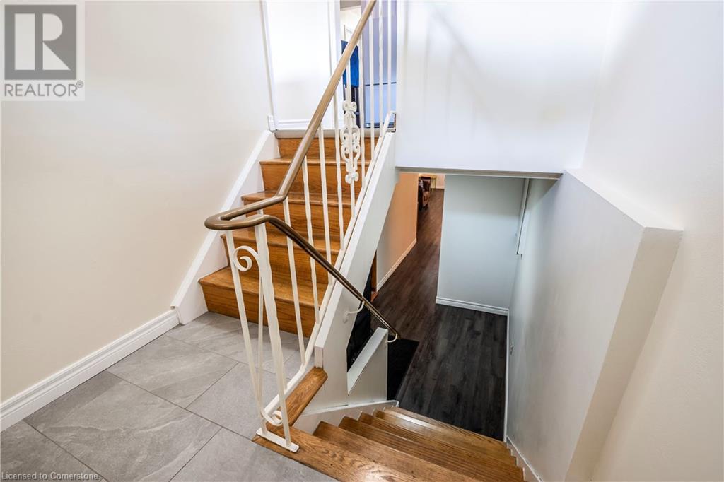 24 Bow Valley Drive, Hamilton, Ontario  L8E 3L4 - Photo 21 - 40685252