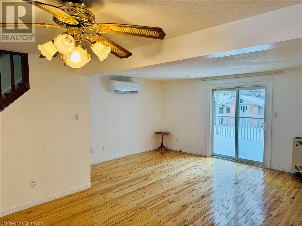 74 Carter Crescent, Cambridge, Ontario  N1R 7L4 - Photo 2 - 40685059