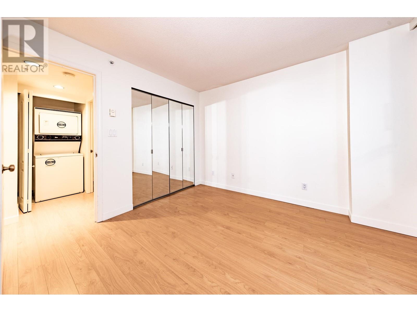 Listing Picture 19 of 38 : 502 688 FAIRCHILD ROAD, Vancouver / 溫哥華 - 魯藝地產 Yvonne Lu Group - MLS Medallion Club Member