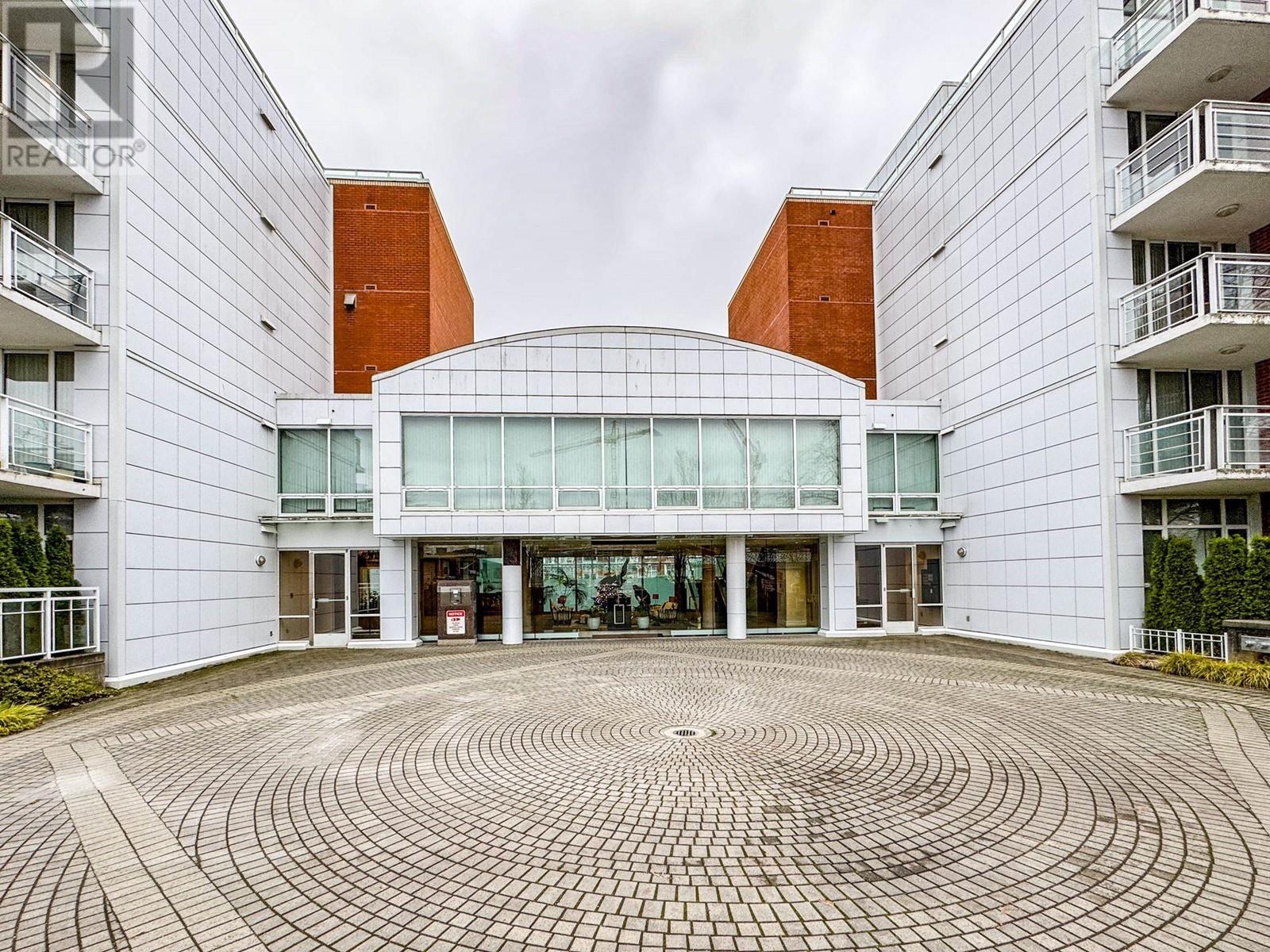 Listing Picture 34 of 38 : 502 688 FAIRCHILD ROAD, Vancouver / 溫哥華 - 魯藝地產 Yvonne Lu Group - MLS Medallion Club Member