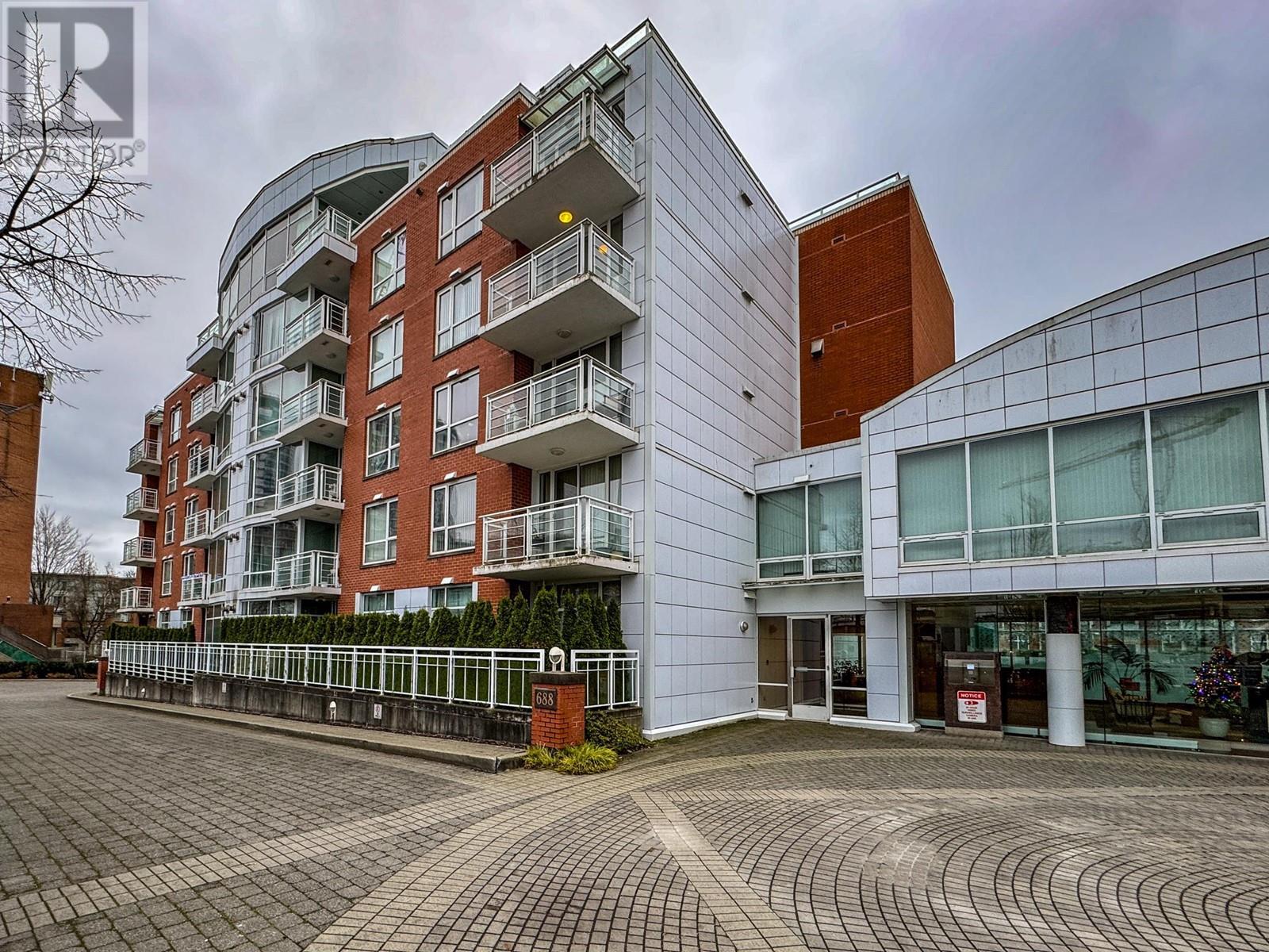 Listing Picture 33 of 38 : 502 688 FAIRCHILD ROAD, Vancouver / 溫哥華 - 魯藝地產 Yvonne Lu Group - MLS Medallion Club Member