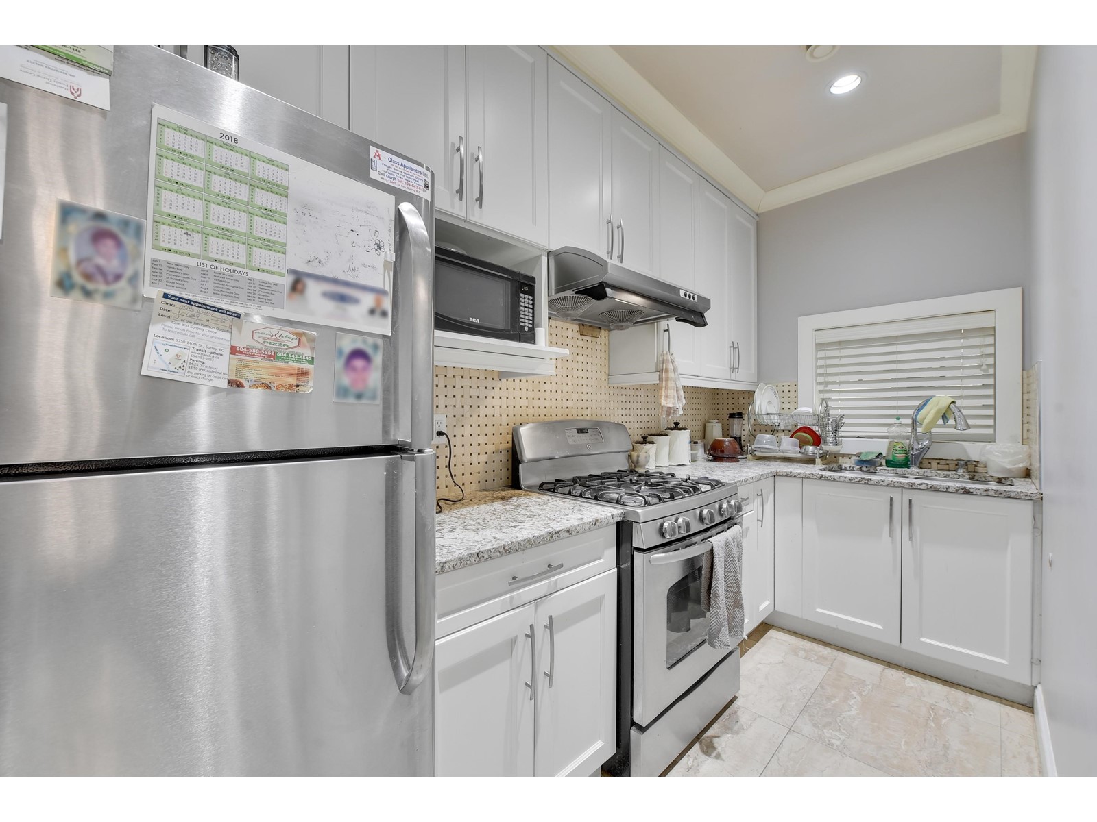 15615 94a Avenue, Surrey, British Columbia  V4N 3B5 - Photo 12 - R2950072
