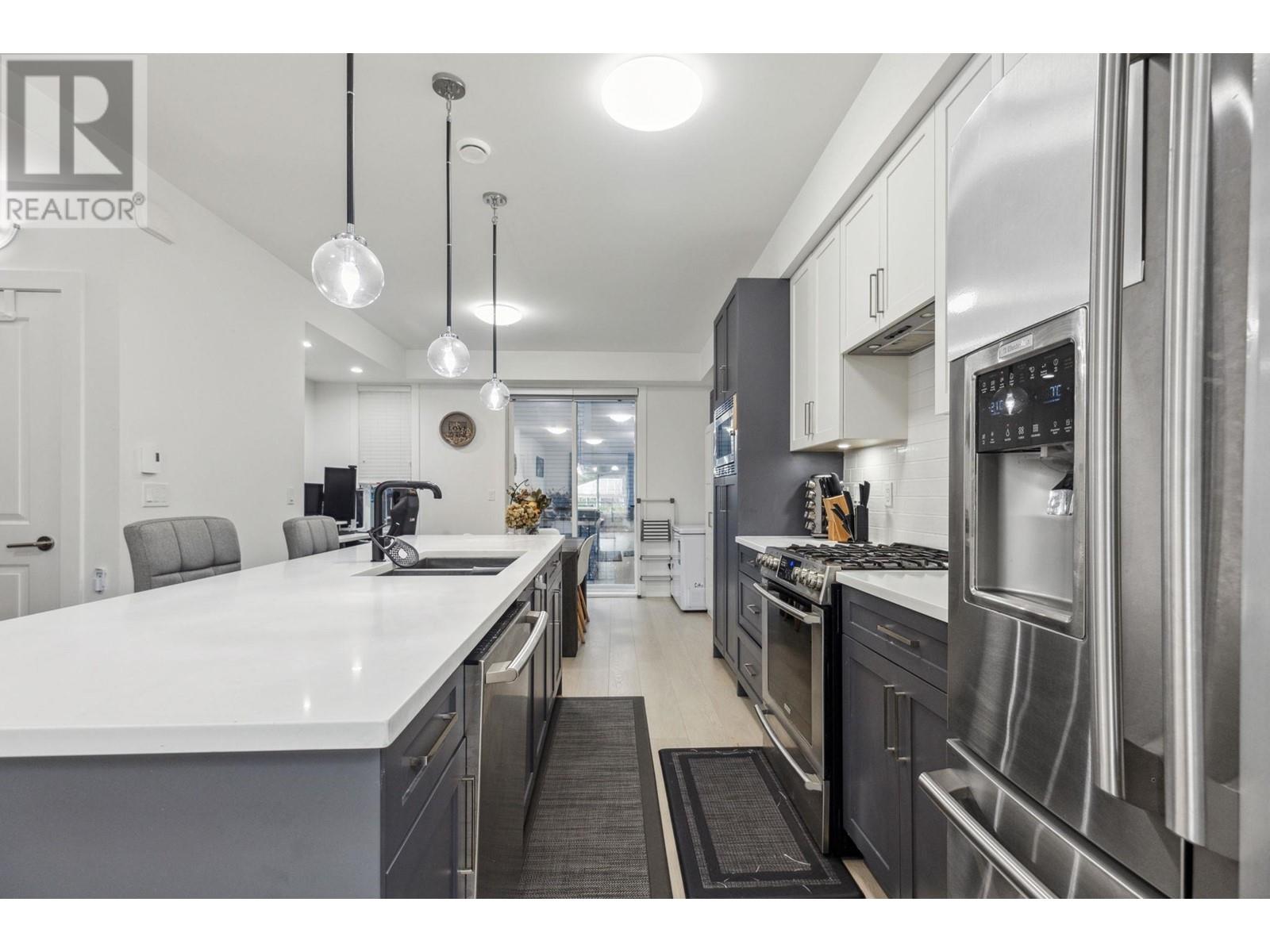5831 Wales Street, Vancouver, British Columbia  V5R 0E6 - Photo 7 - R2950441