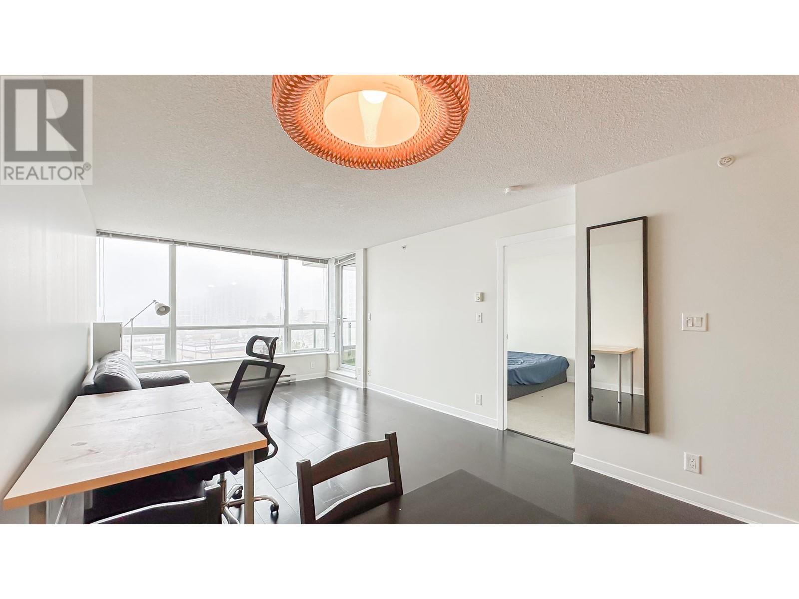 Listing Picture 7 of 21 : 902 7535 ALDERBRIDGE WAY, Richmond / 烈治文 - 魯藝地產 Yvonne Lu Group - MLS Medallion Club Member
