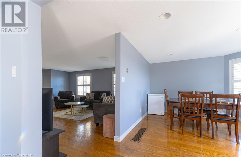 53 Sandwell Court W Unit# Upper, Kitchener, Ontario  N2A 4H9 - Photo 10 - 40681534