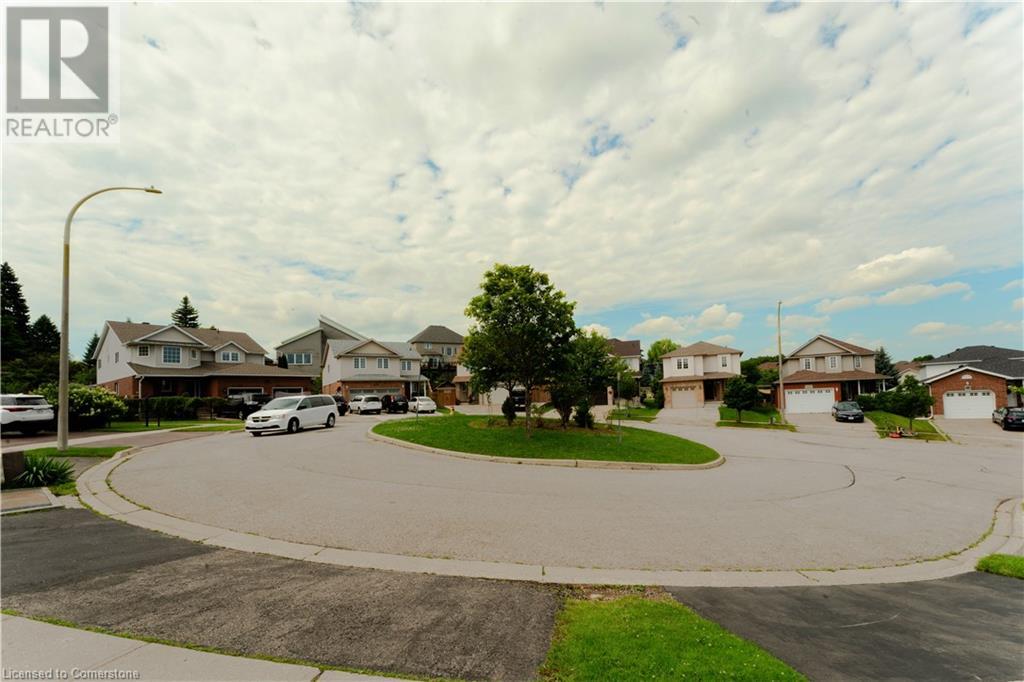 53 Sandwell Court W Unit# Upper, Kitchener, Ontario  N2A 4H9 - Photo 6 - 40681534