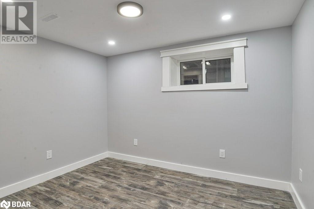 125 Oakwood Drive, Gravenhurst, Ontario  P1P 1B3 - Photo 35 - 40682364