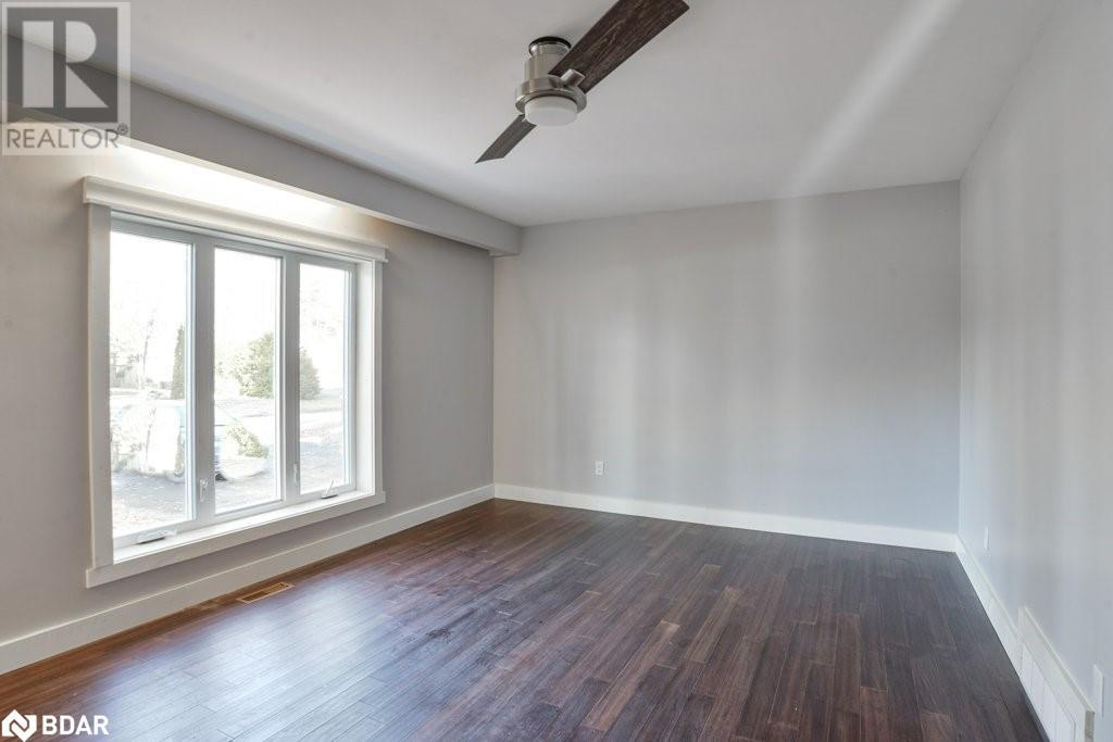 125 Oakwood Drive, Gravenhurst, Ontario  P1P 1B3 - Photo 7 - 40682364